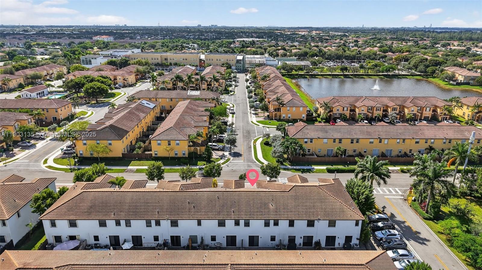 VILLA BELLO - Residential