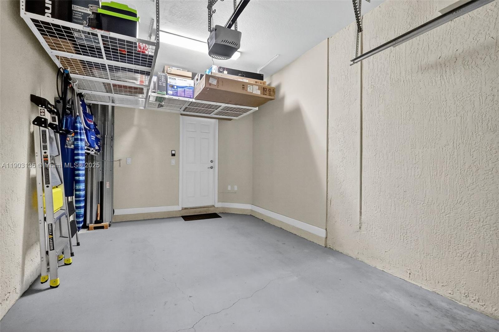 VILLA BELLO - Residential