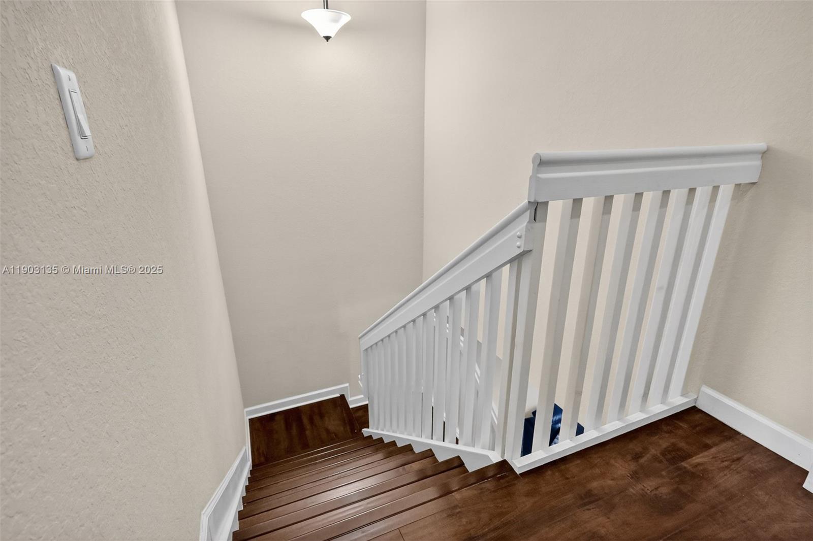 VILLA BELLO - Residential