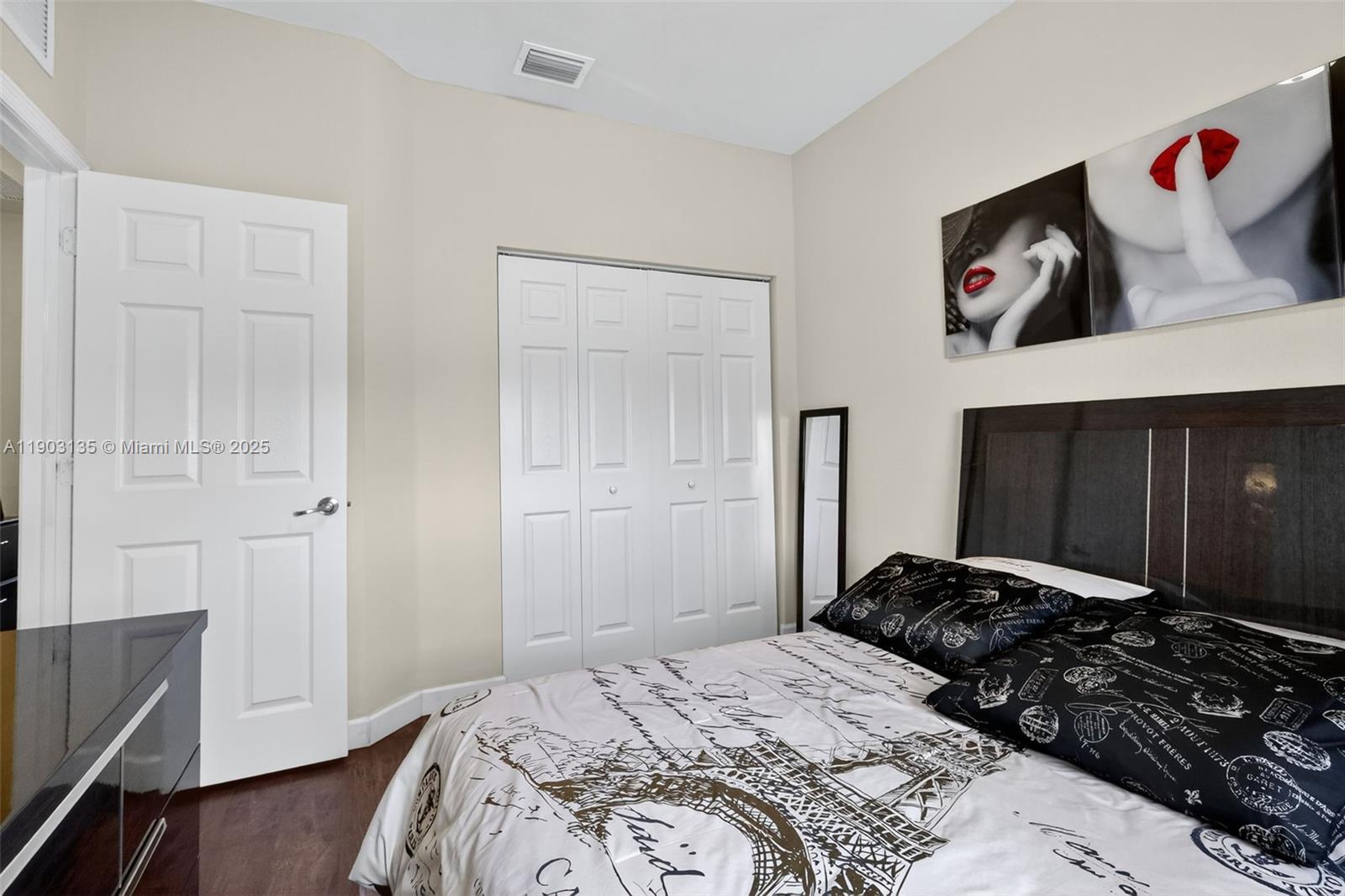 VILLA BELLO - Residential