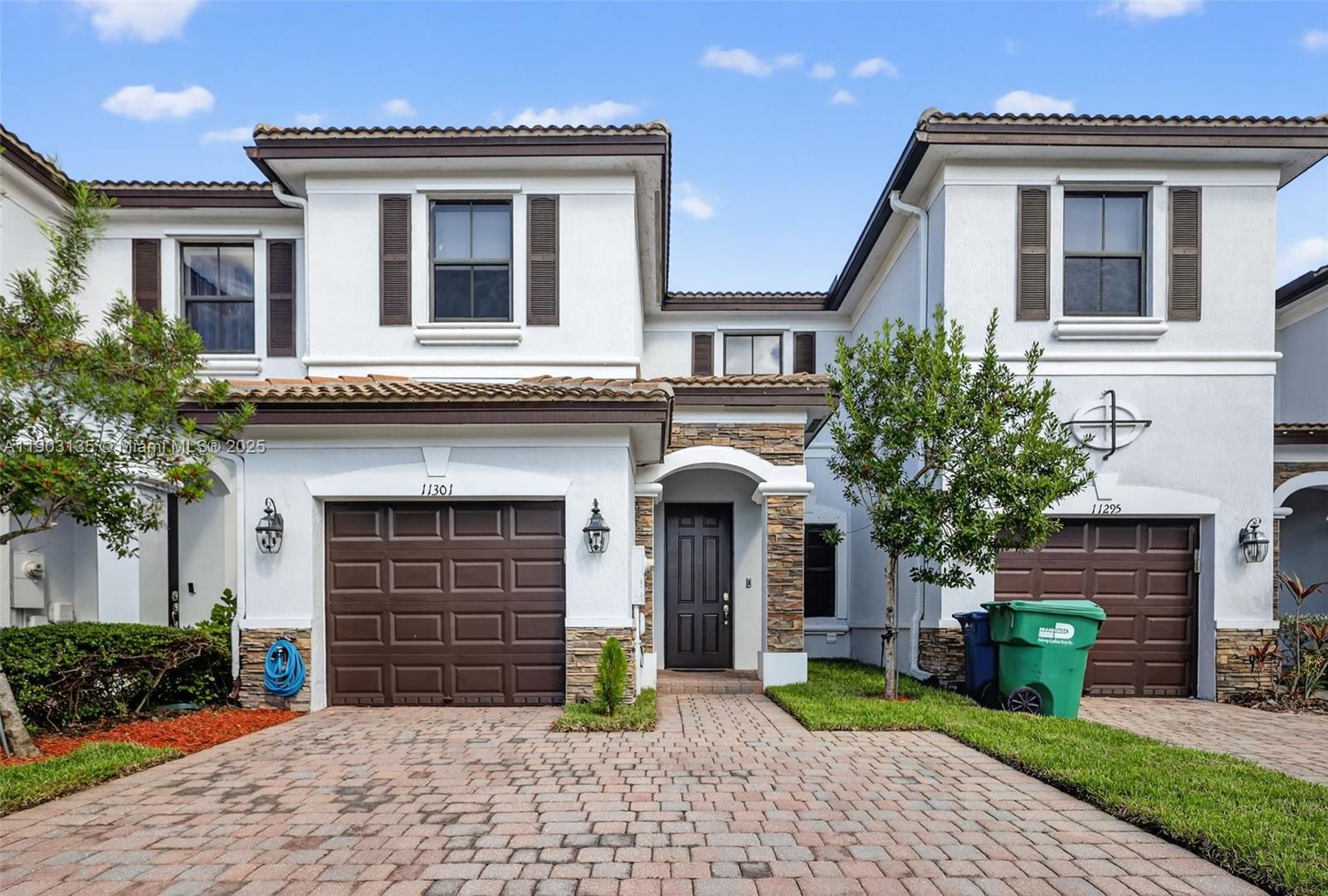 VILLA BELLO - Residential