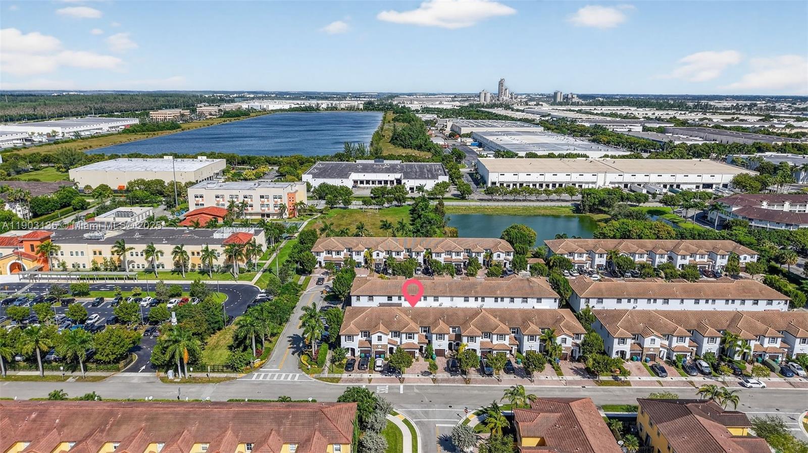 VILLA BELLO - Residential