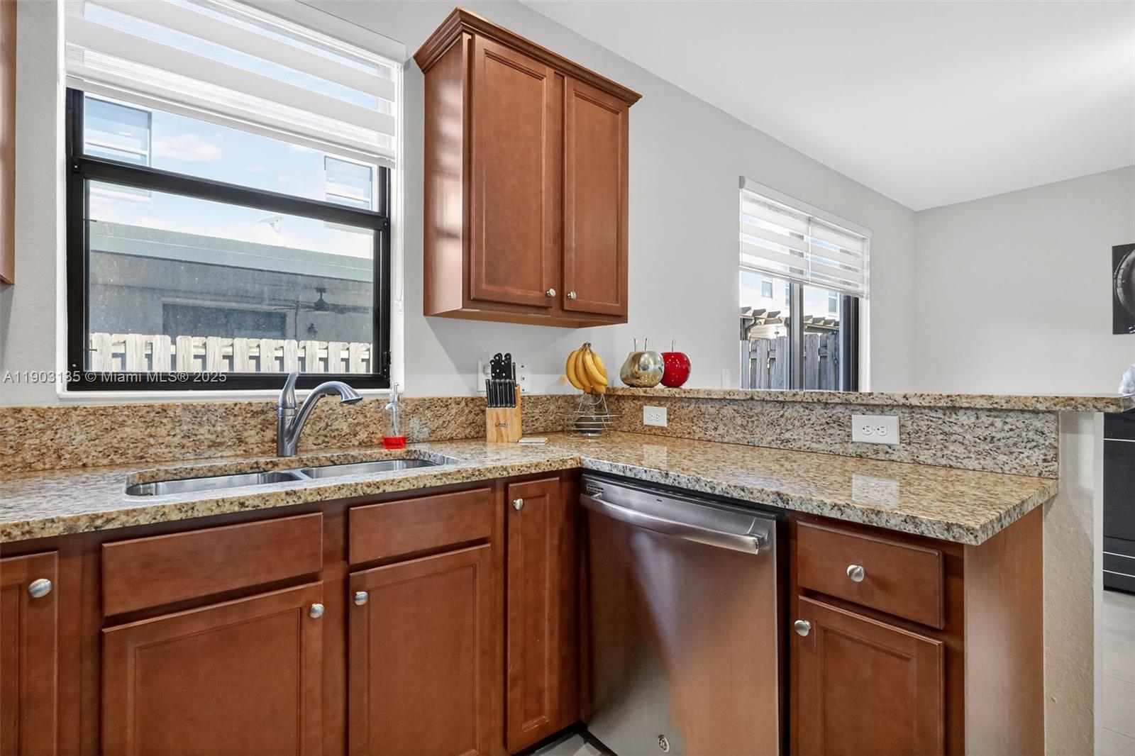 VILLA BELLO - Residential