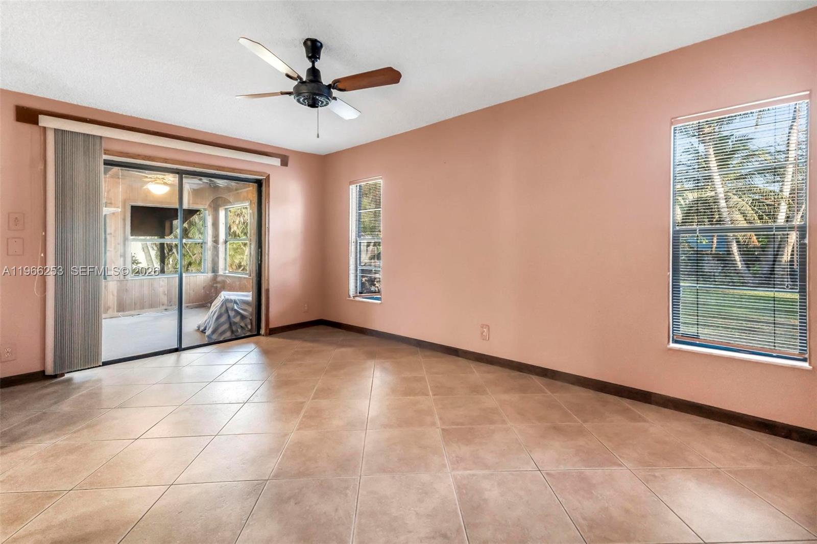 HYPOLUXO VILLAGE 2 - Residential