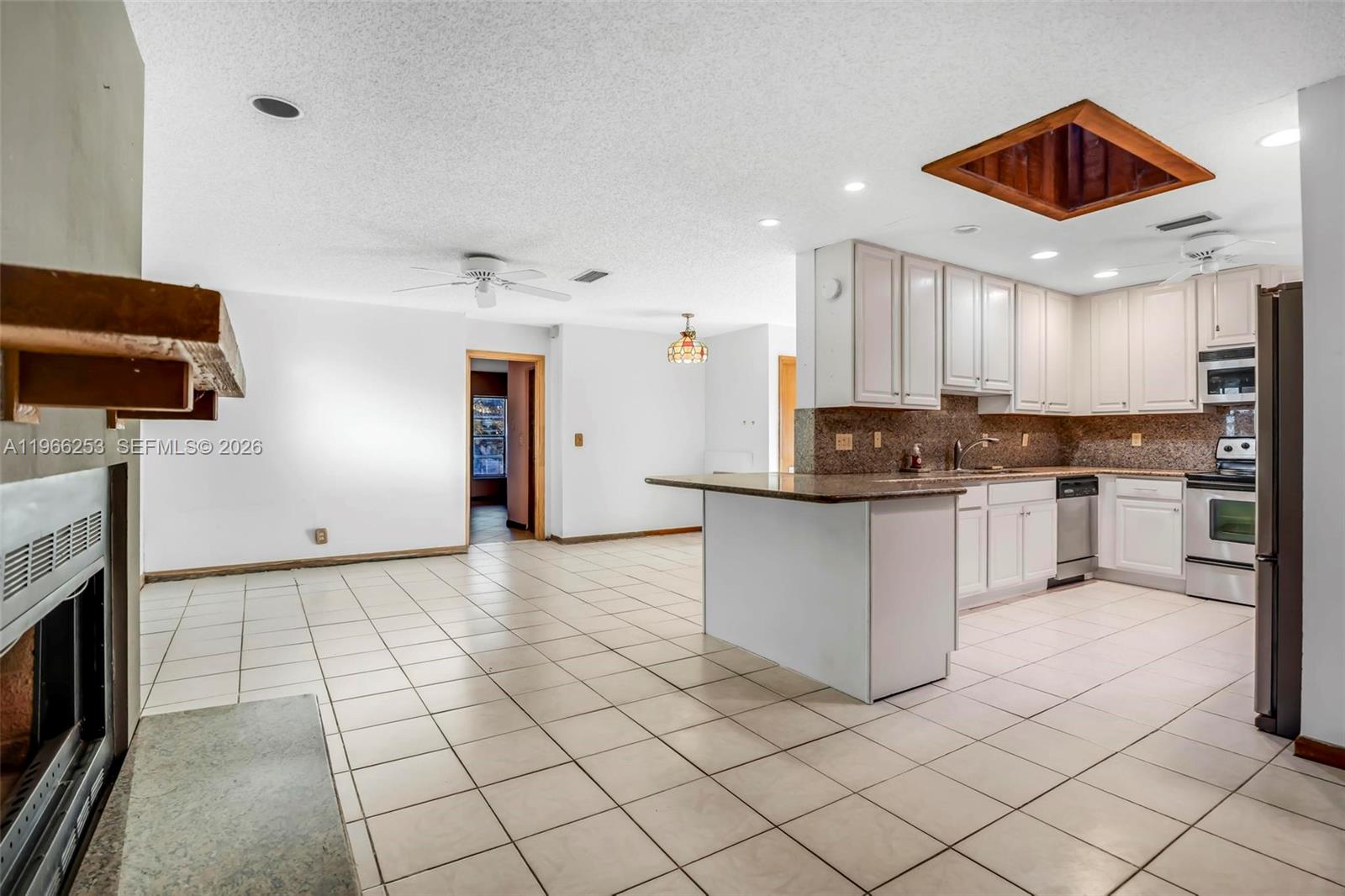 HYPOLUXO VILLAGE 2 - Residential