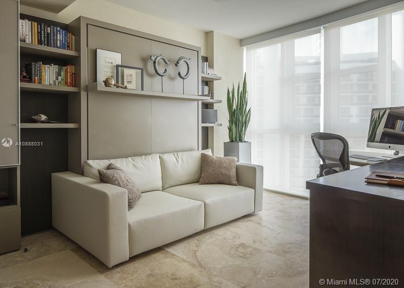 TRUMP ROYALE CONDO - Residential