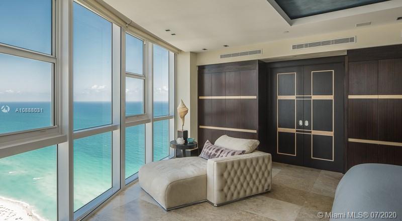 TRUMP ROYALE CONDO - Residential