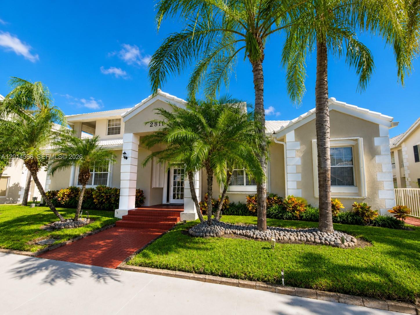 LAKEVIEW CLUB CONDO - Residential
