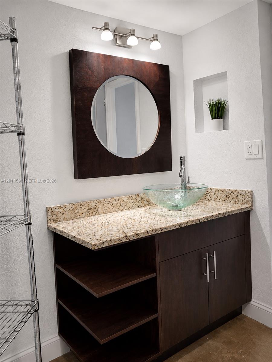 LAKEVIEW CLUB CONDO - Residential