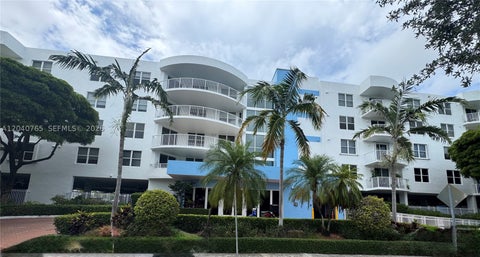 Photo of 1555 N Treasure Dr #313, North Bay Village, FL 33141 (MLS # A12040765)