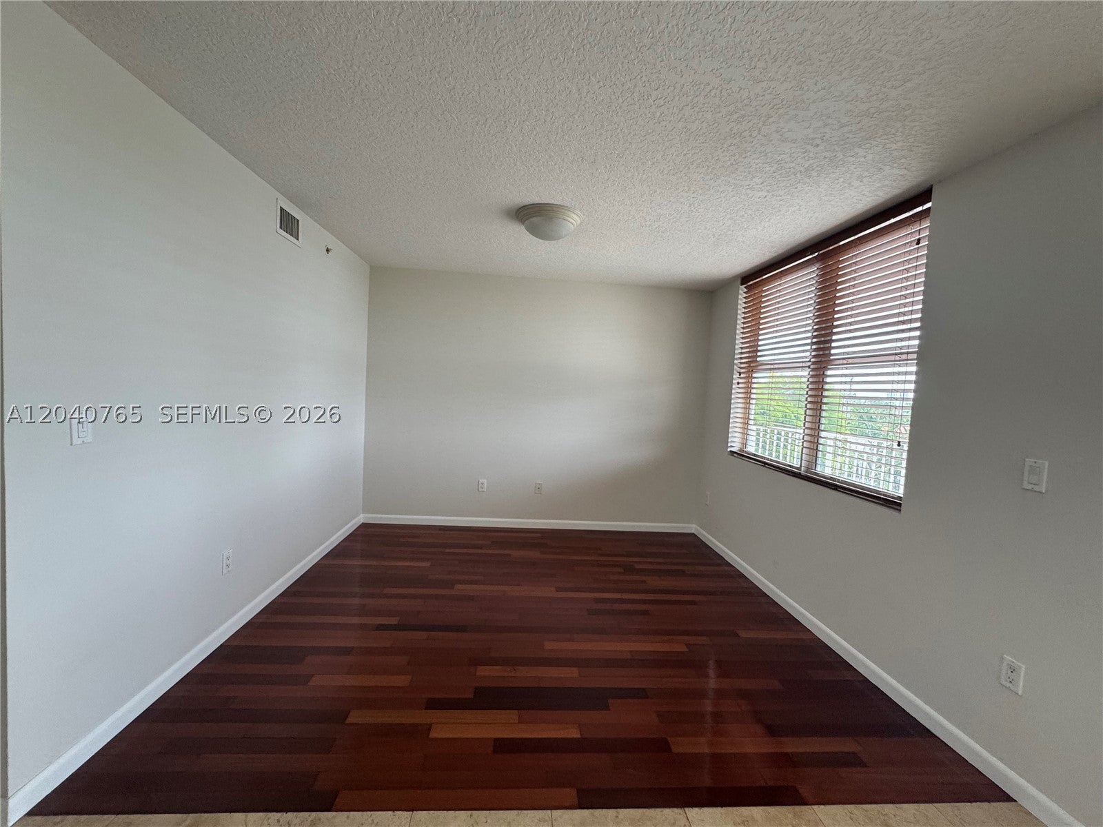 1555 N Treasure Dr 313
