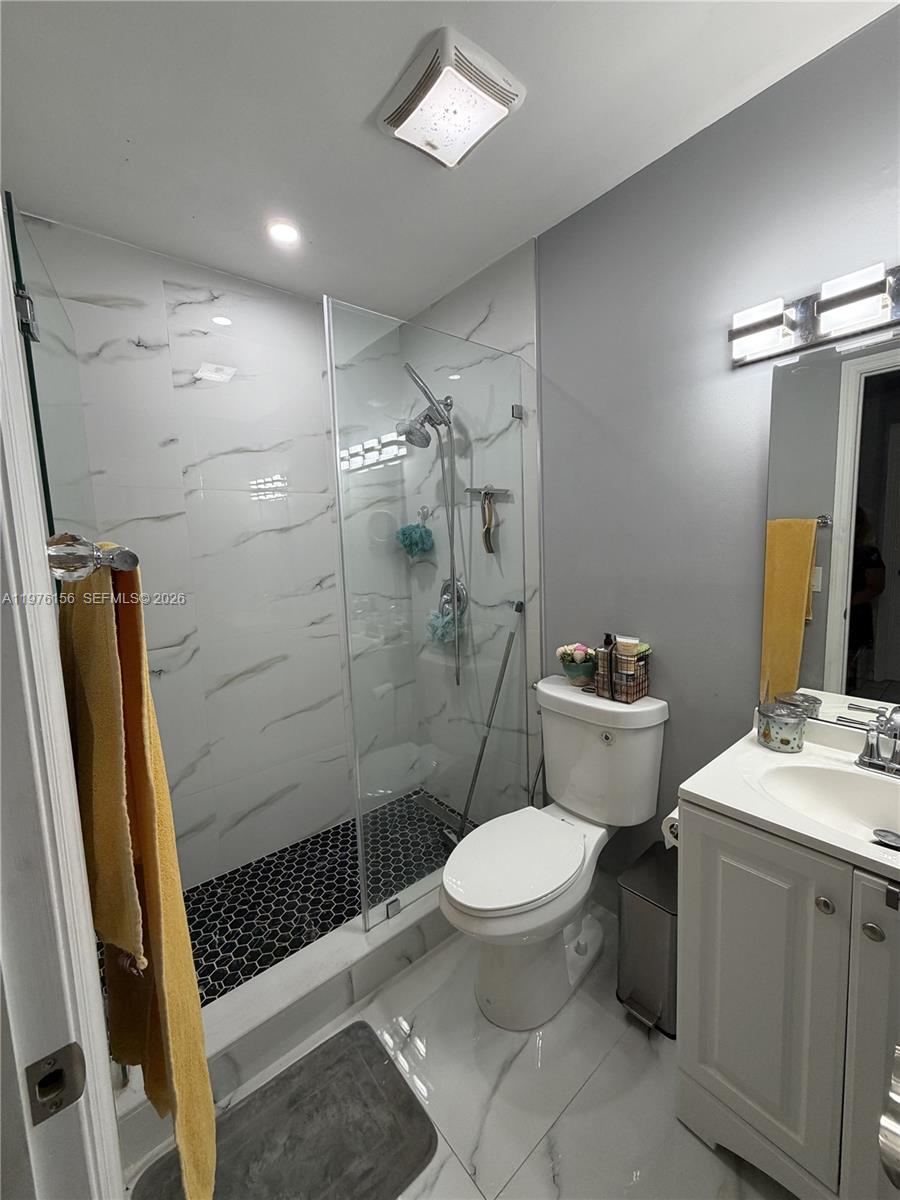 MIDWAY VILLAGE PH 2 CONDO - Residential