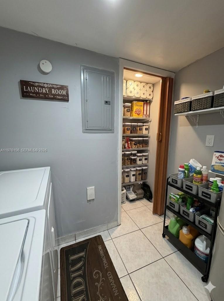 MIDWAY VILLAGE PH 2 CONDO - Residential