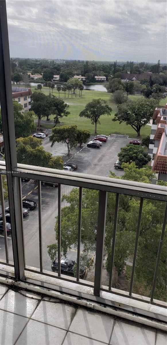 MANORS OF INVERRARY XI - Residential Lease