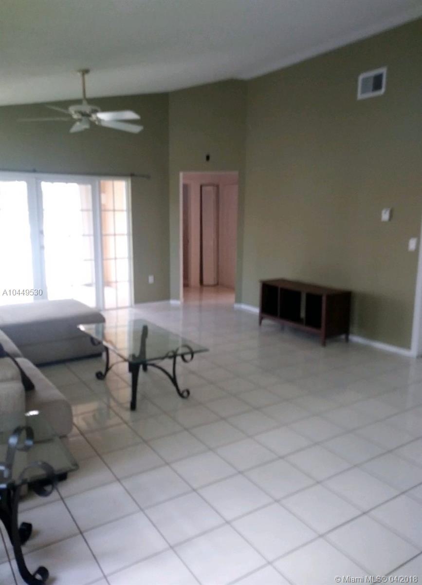 REGATTA POINTE CONDO NO T - Residential Lease