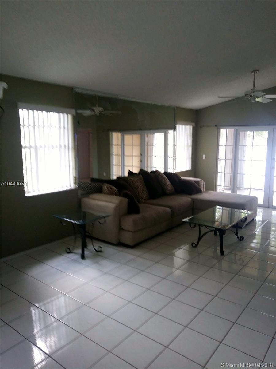 REGATTA POINTE CONDO NO T - Residential Lease