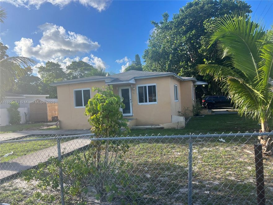 This 1,454 sq ft duplex sits on a large 11,200 sq ft corner lot in Pinewood Park Ext 03. The property features two identical 1-bed, 1-bath units, each including a flexible den space. One side is owner-occupied, while the other is currently leased for $1,750 monthly on a month-to-month basis. Per tax records, each unit is officially a 1-bed, 1-bath. A great opportunity for an investor or a homeowner seeking rental income.