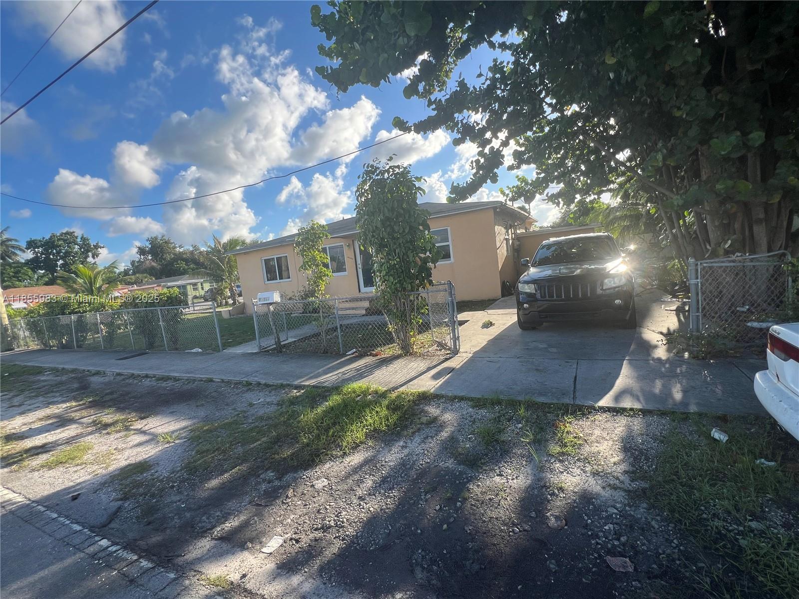 PINEWOOD PARK EXTENSION N - Residential Income