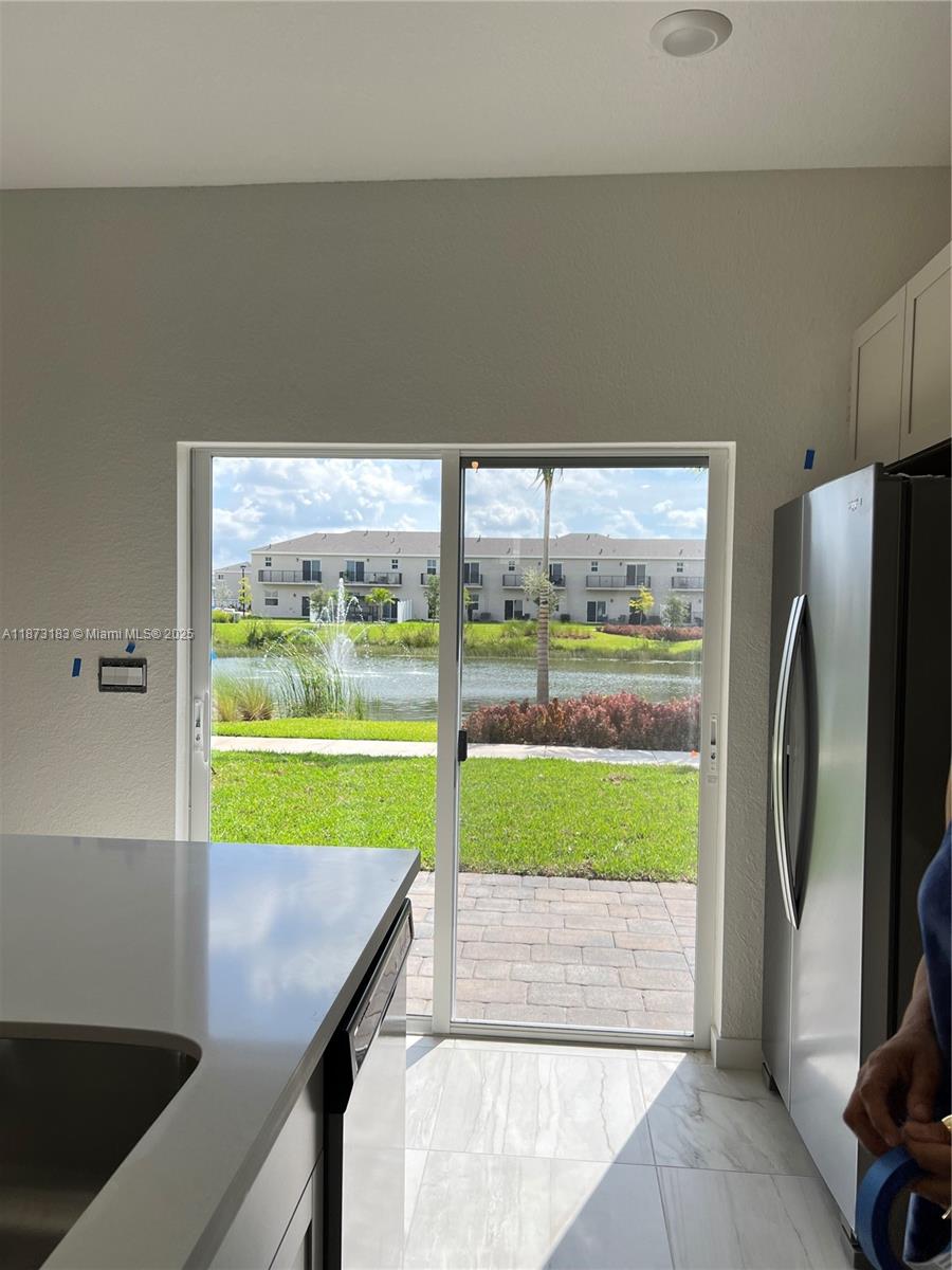 CEDAR AT KEYS GATE - Residential