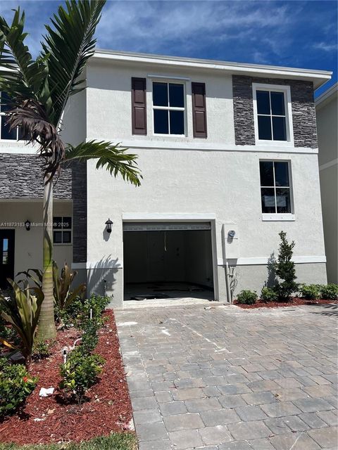 Photo of 1769 SE 7th Ter, Homestead, FL 33034 (MLS # A11873183)