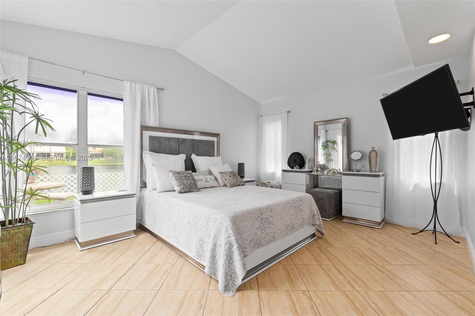 LAGO MAR SOUTH 1ST ADDN - Residential