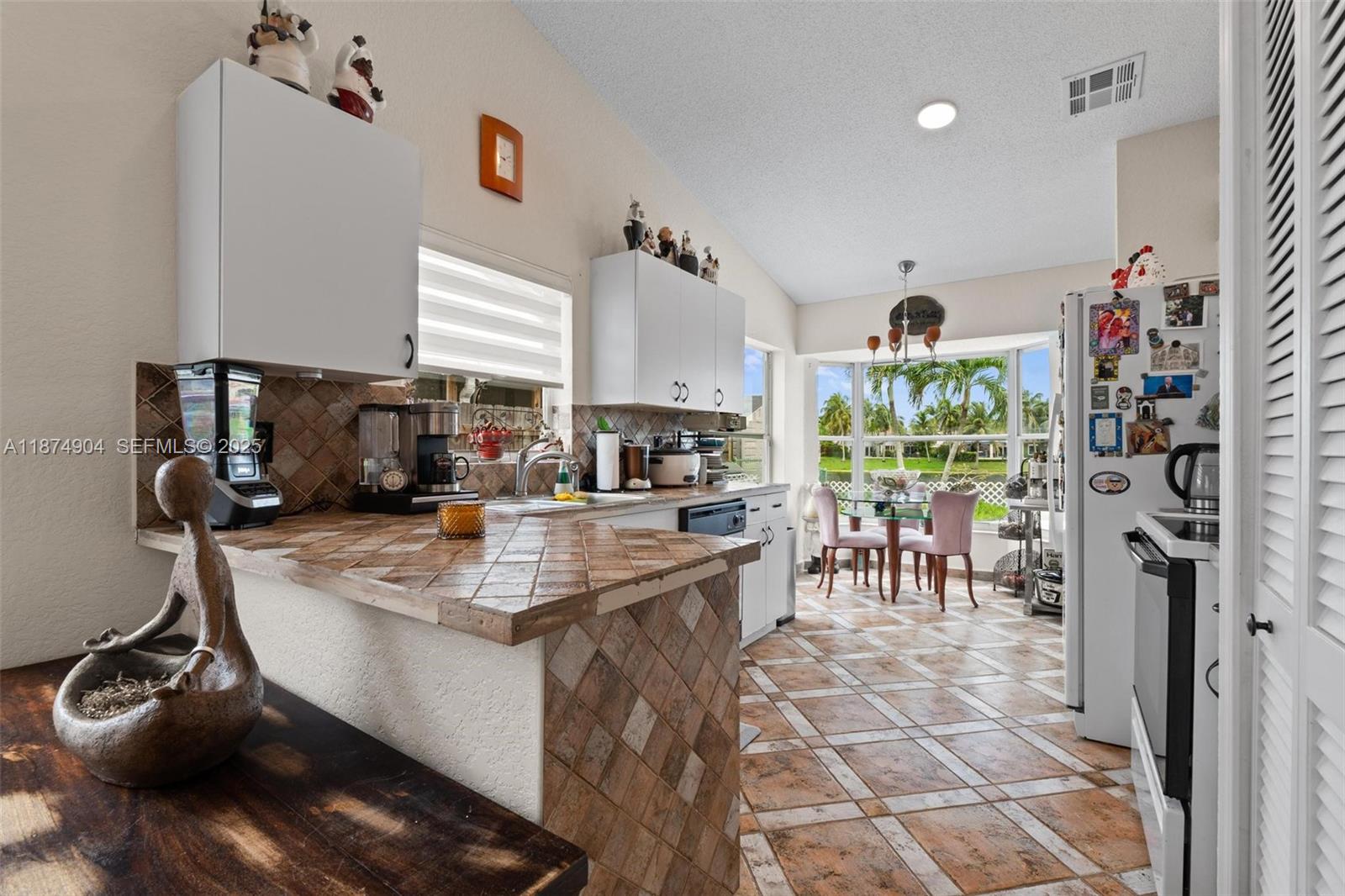 LAGO MAR SOUTH 1ST ADDN - Residential