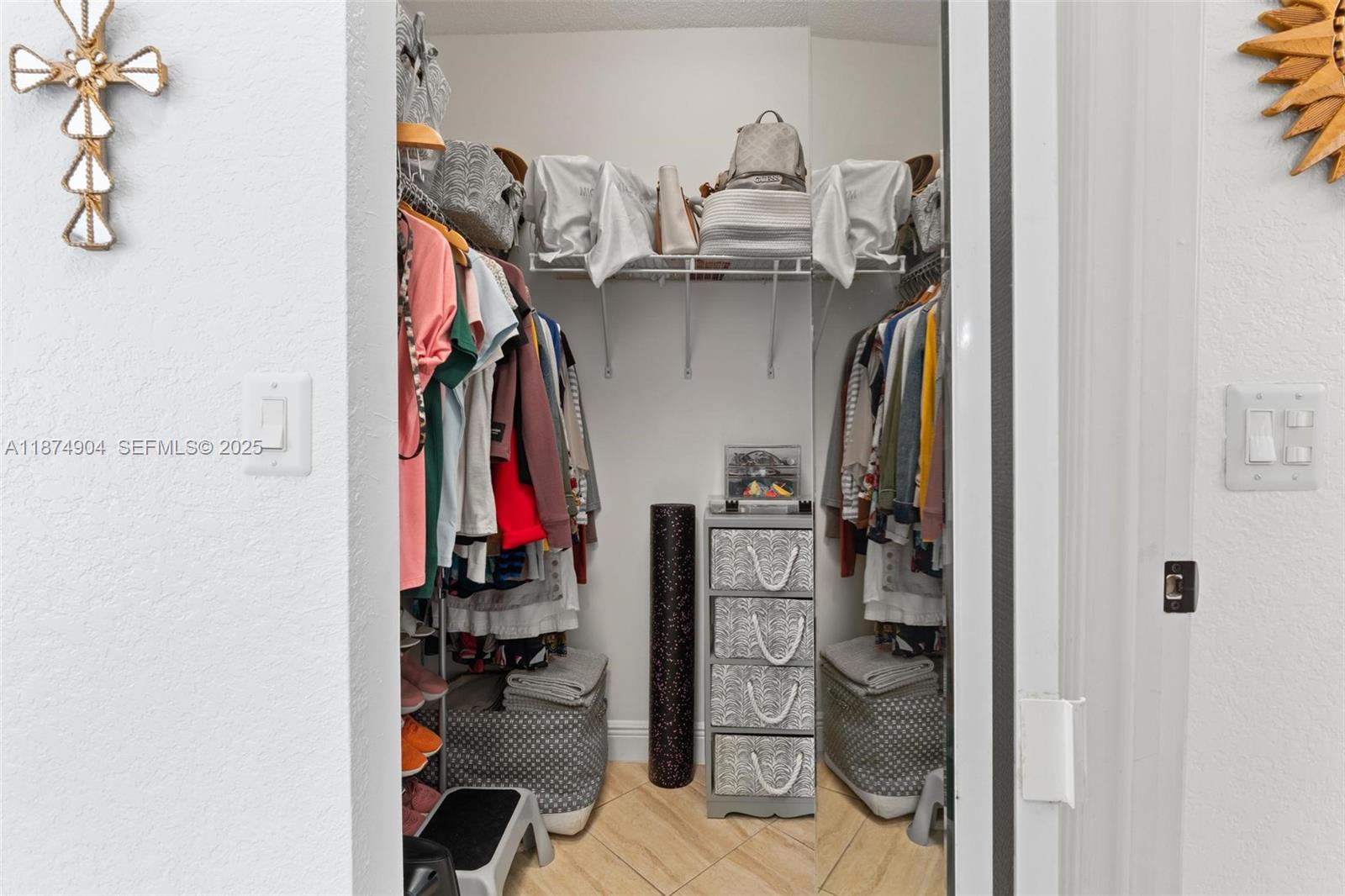 LAGO MAR SOUTH 1ST ADDN - Residential