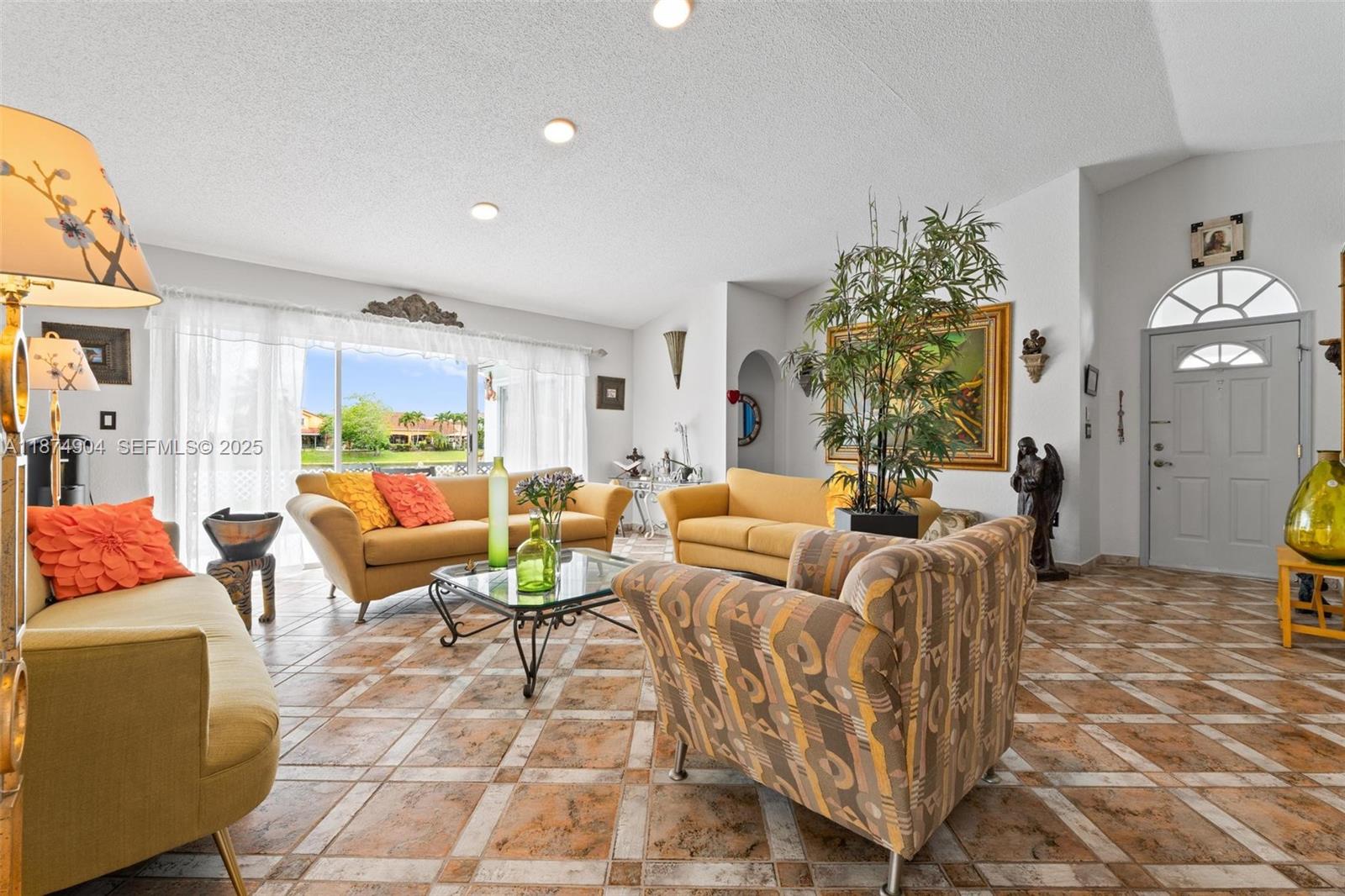 LAGO MAR SOUTH 1ST ADDN - Residential