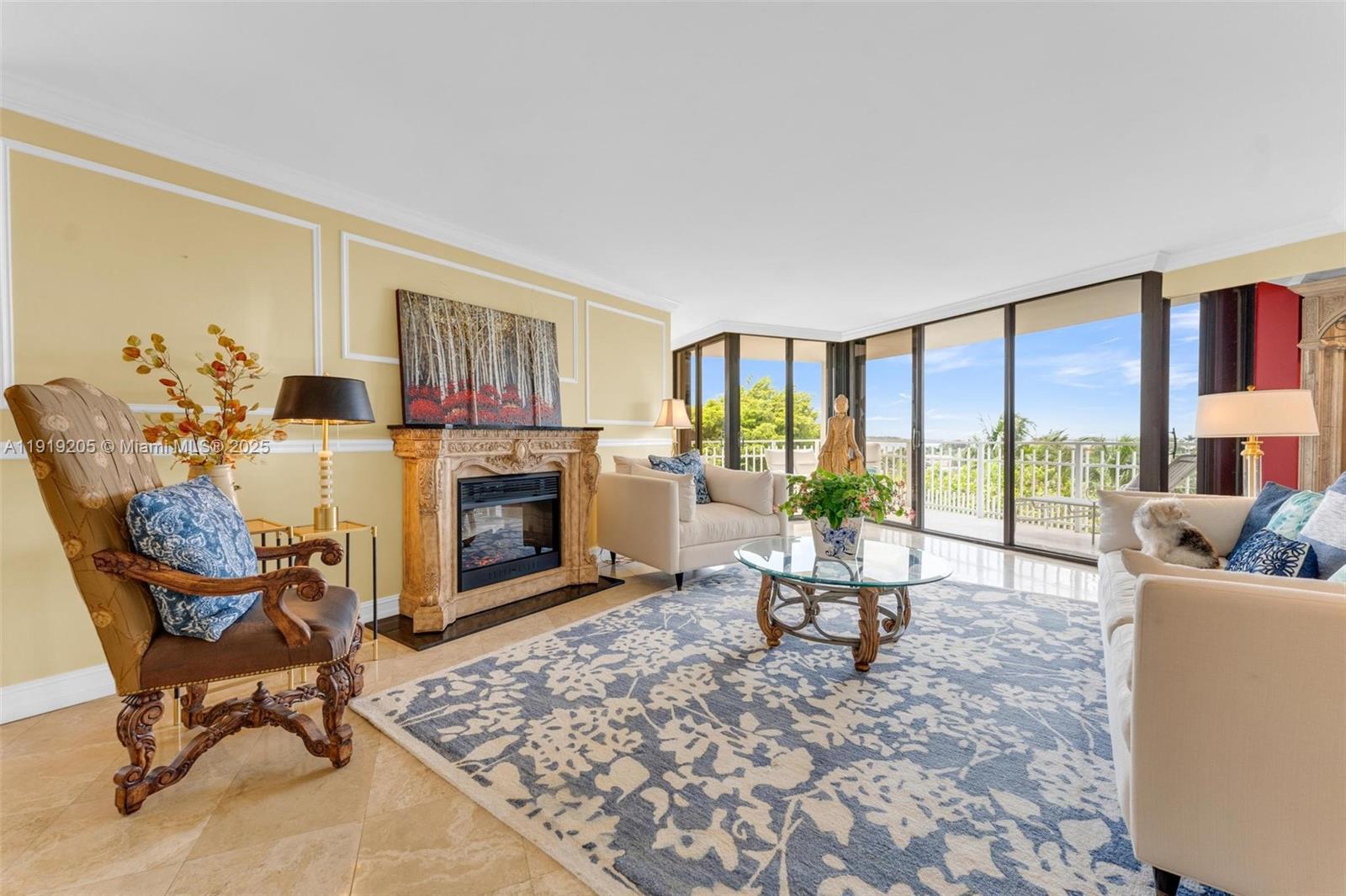 2000 Towerside Ter 702