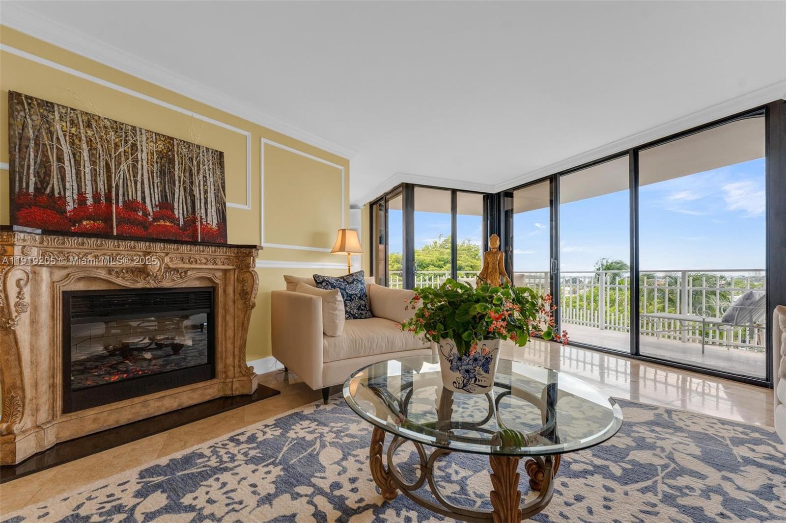 2000 Towerside Ter 702