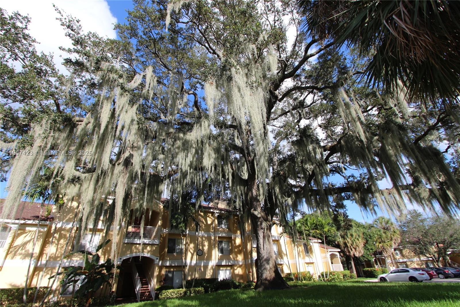 SAILBOAT POINTE CONDO - Residential Lease