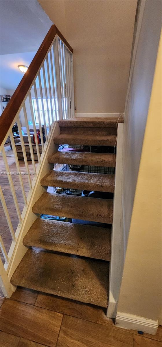 PEMBROKE LAKES SECTION SE - Residential