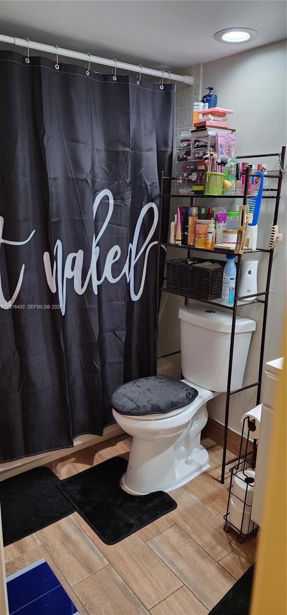 PEMBROKE LAKES SECTION SE - Residential