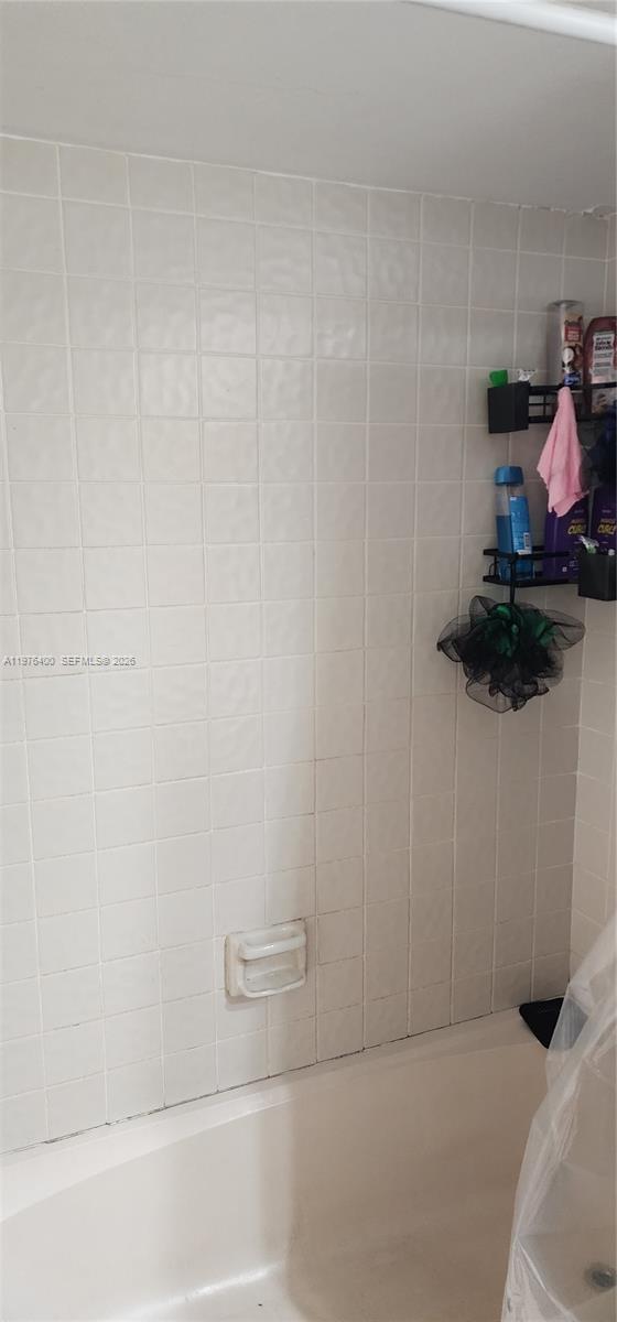 PEMBROKE LAKES SECTION SE - Residential