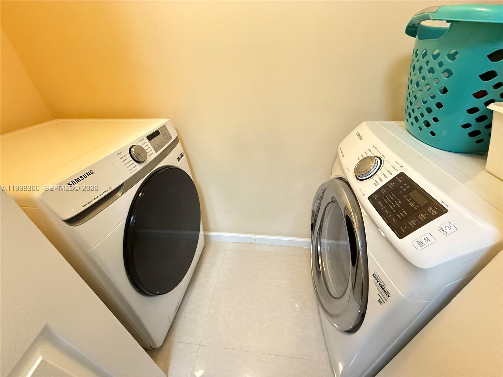 PORTO BELLAGIO CONDO - Residential Lease