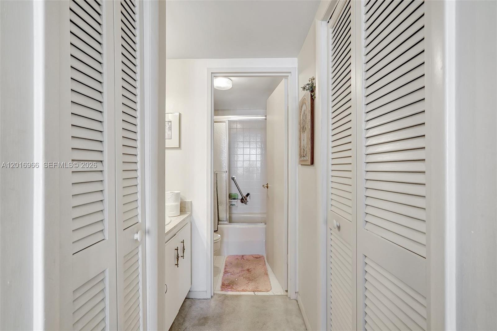 OLYMPUS CONDO PHASE - Residential