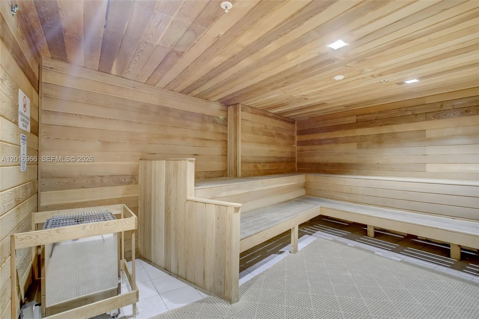 OLYMPUS CONDO PHASE - Residential