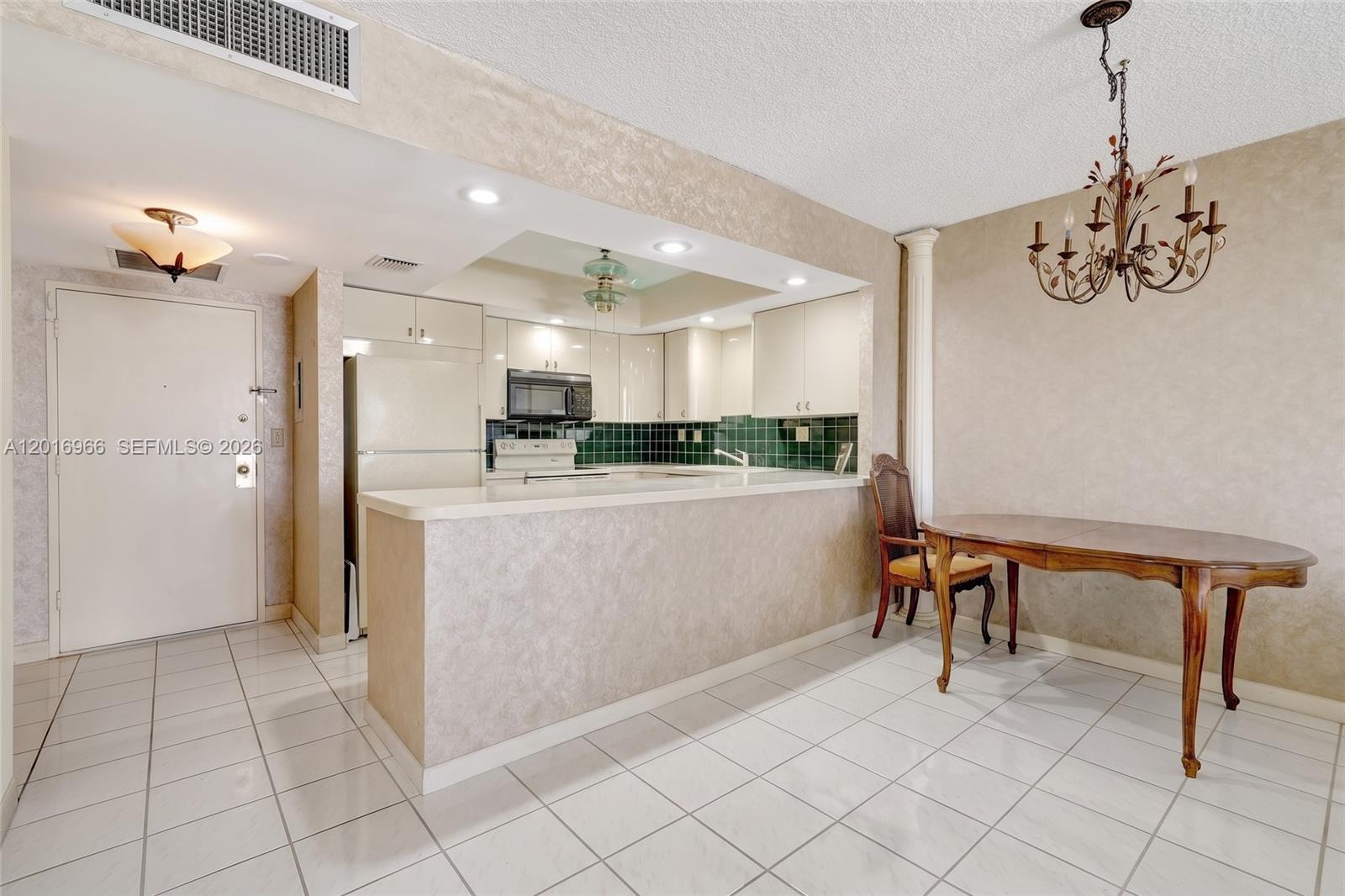 500 Three Islands Blvd 622
