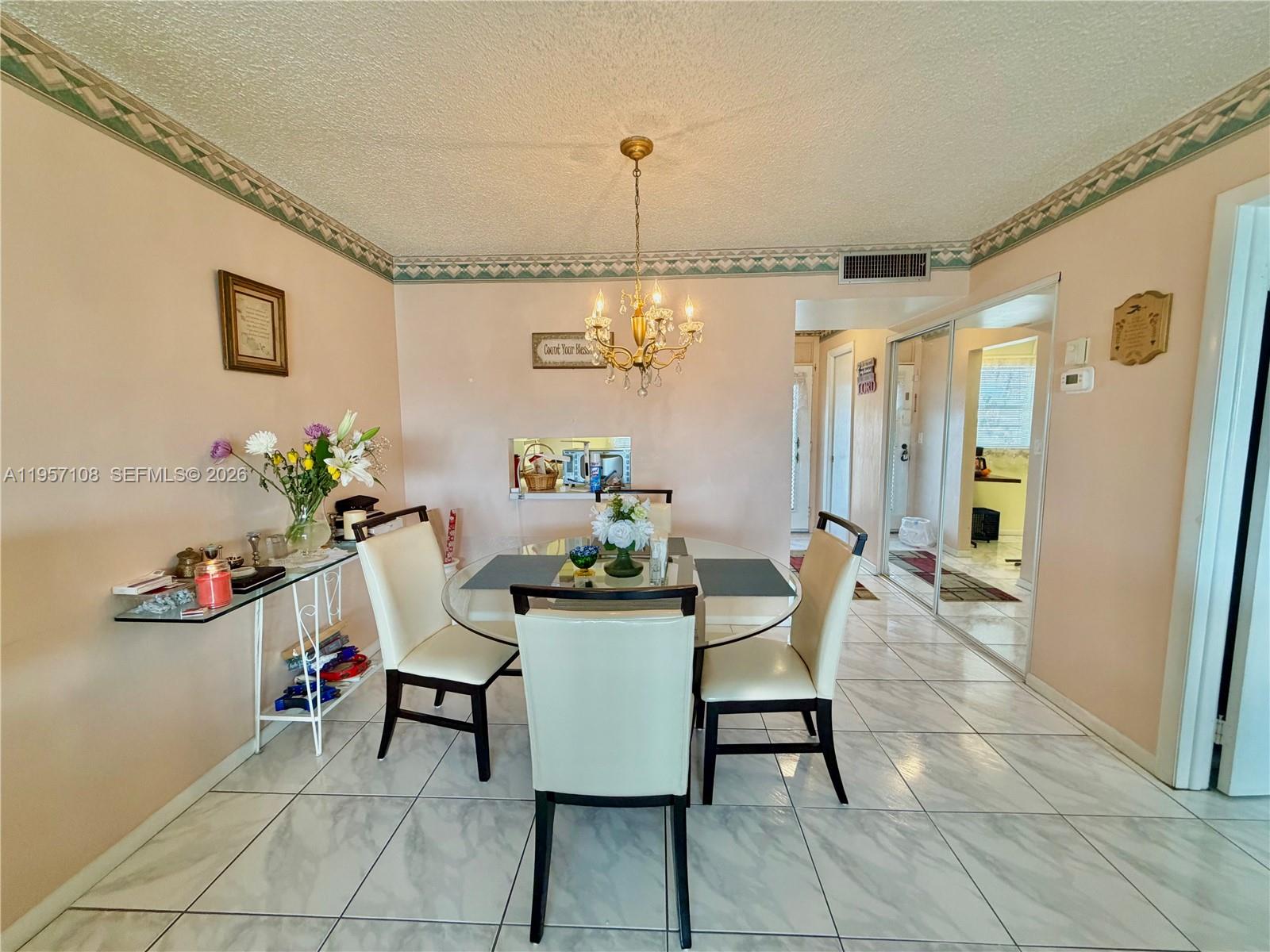 LAUDERDALE OAKS CONDO XV - Residential