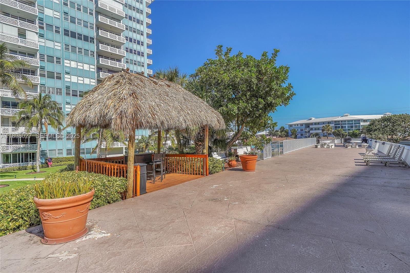 BREAKWATER TOWERS CO-OP - Residential