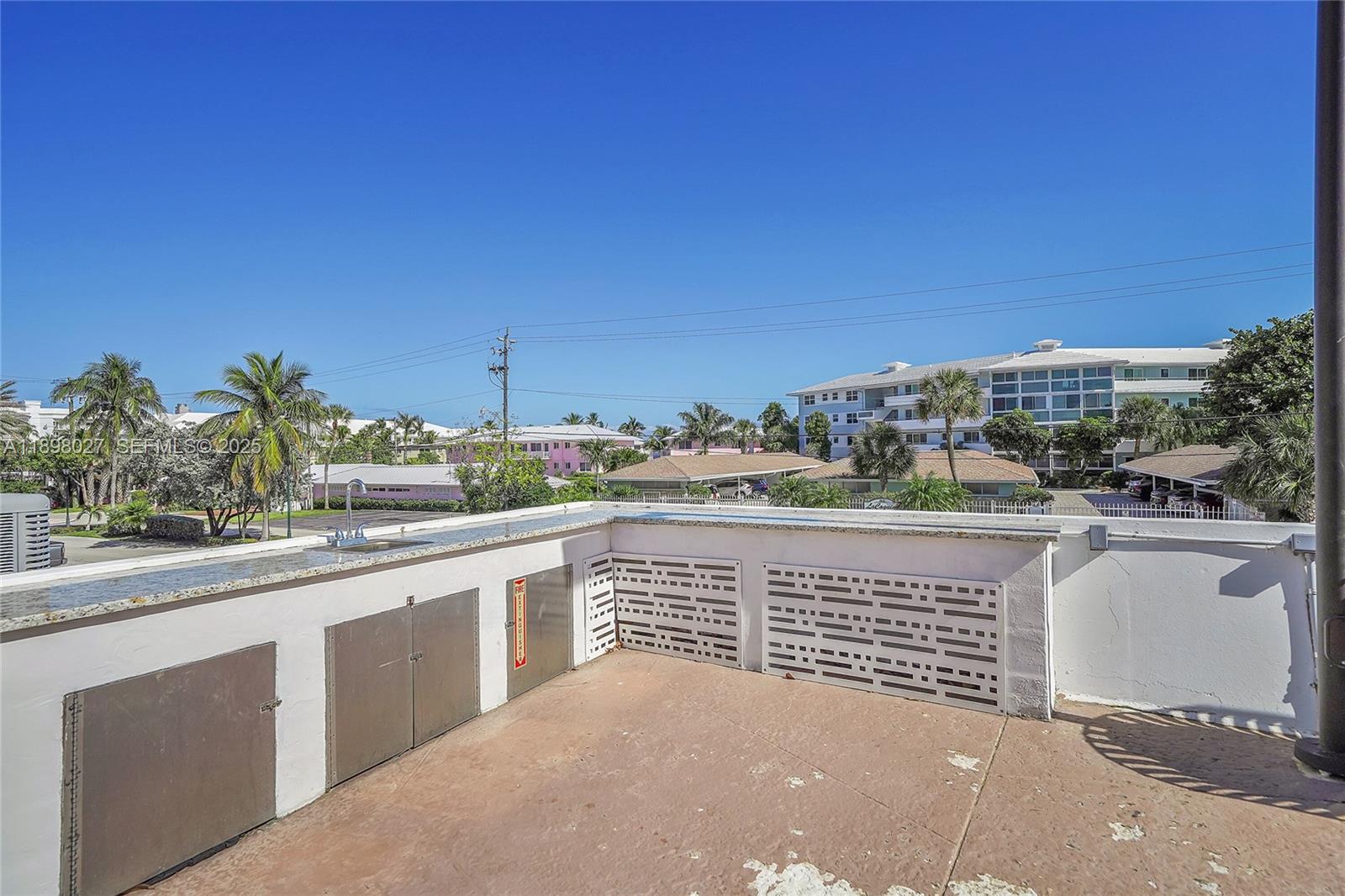 BREAKWATER TOWERS CO-OP - Residential