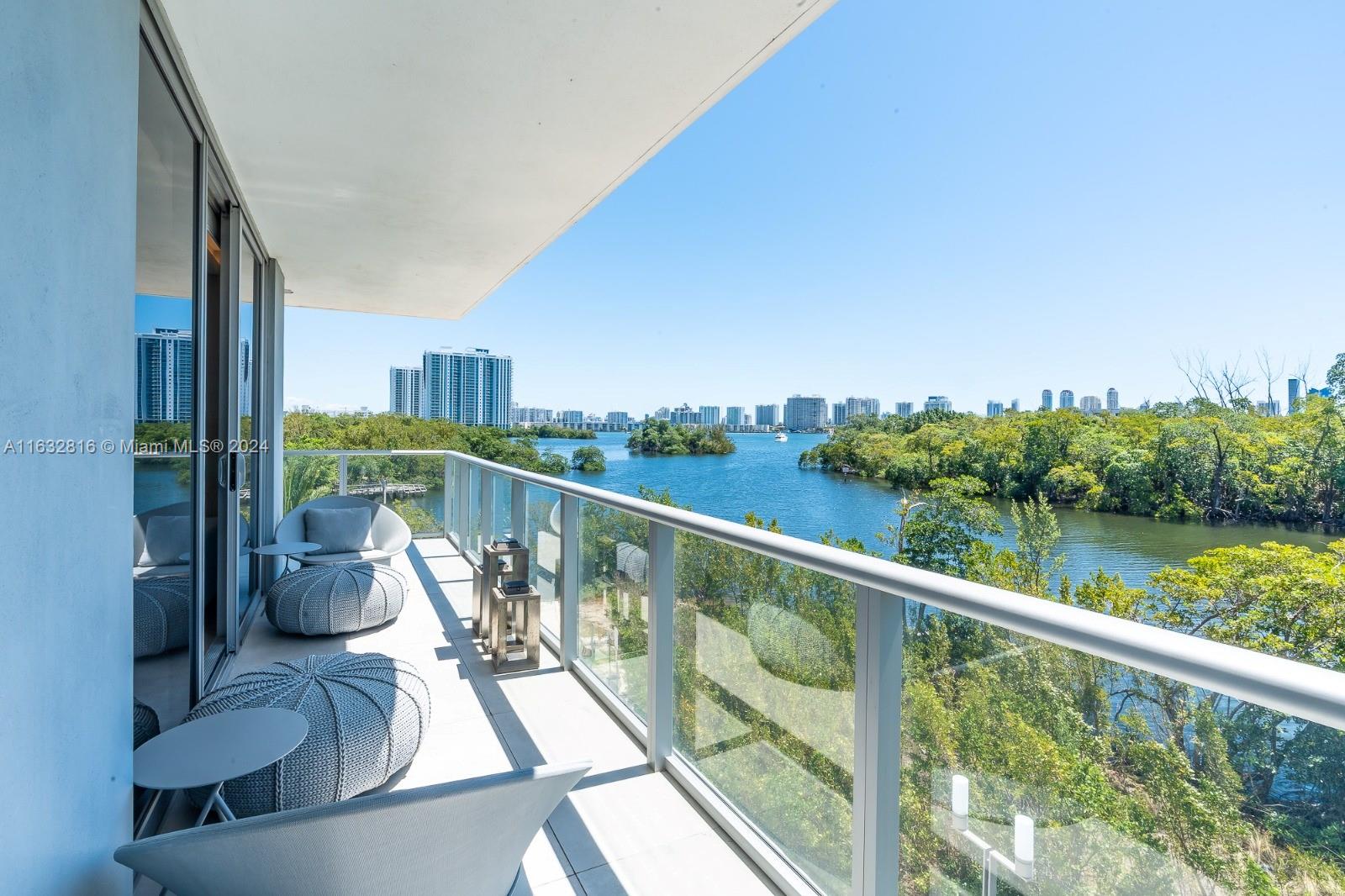 16385 Biscayne Blvd 315, North Miami Beach, Miami-Dade County, Florida - 3 Bedrooms  
3 Bathrooms - 