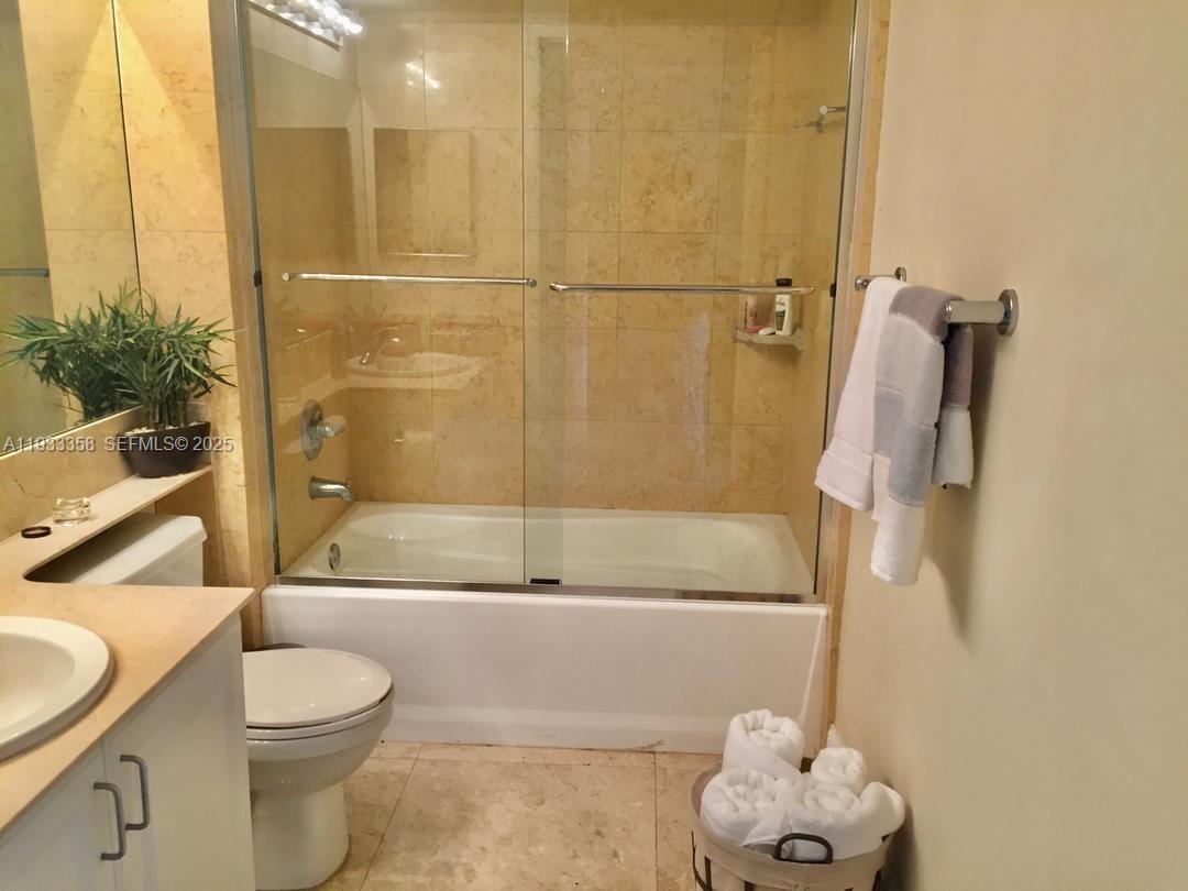 THE MARK ON BRICKELL COND - Residential Lease