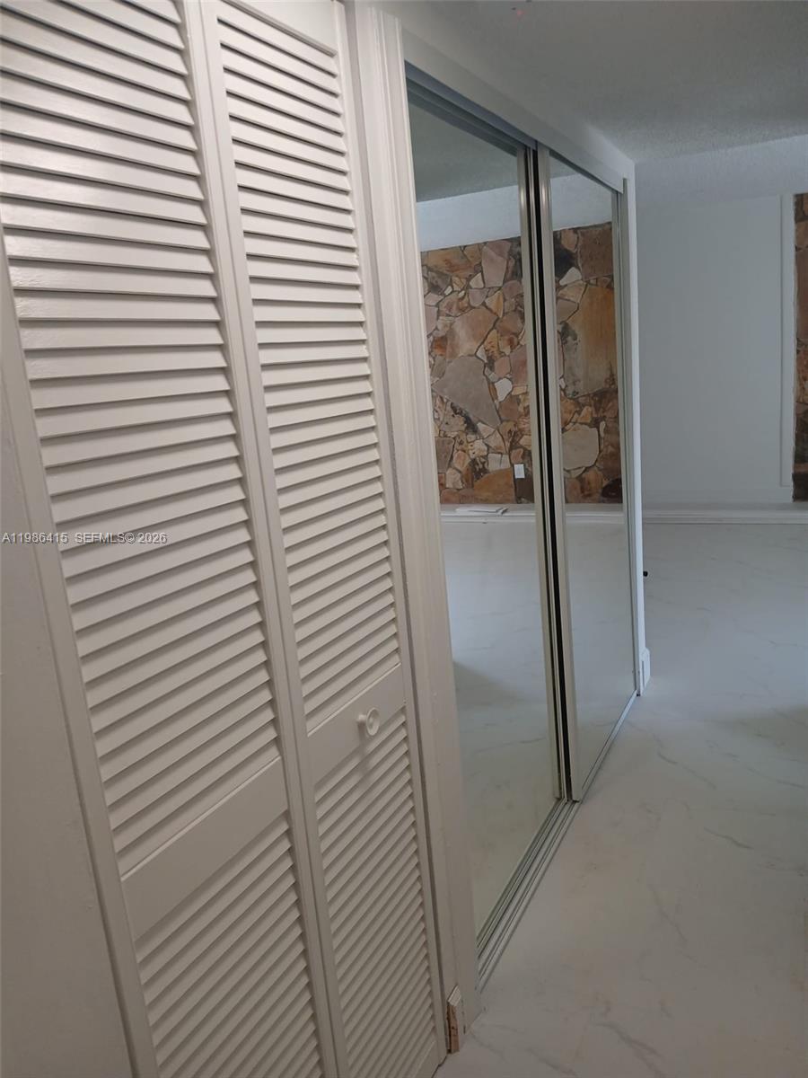 SUMMIT CHASE CONDO - Residential Lease