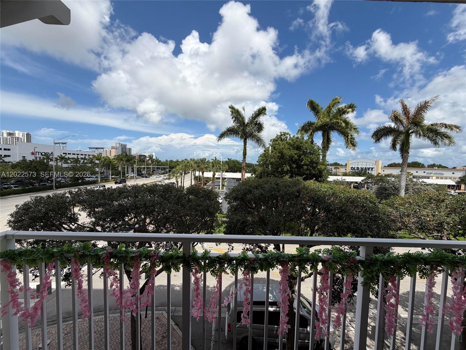 DOWNTOWN DADELAND CONDO N - Residential