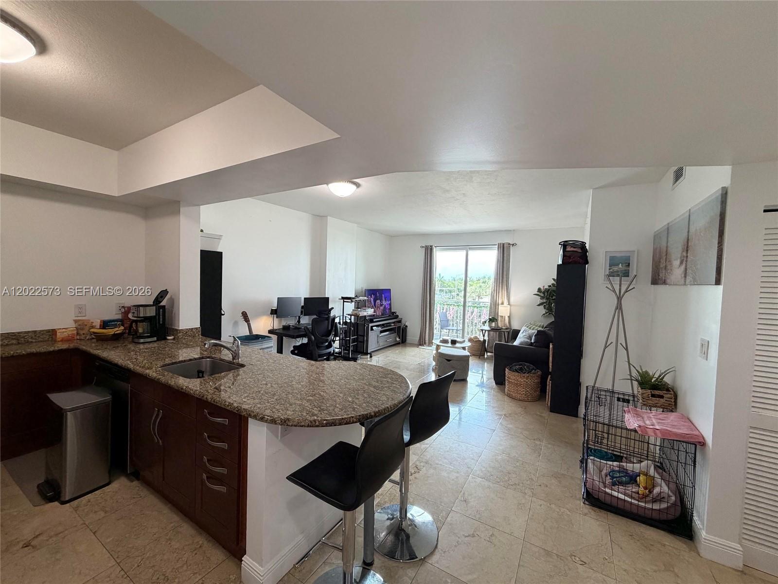 DOWNTOWN DADELAND CONDO N - Residential