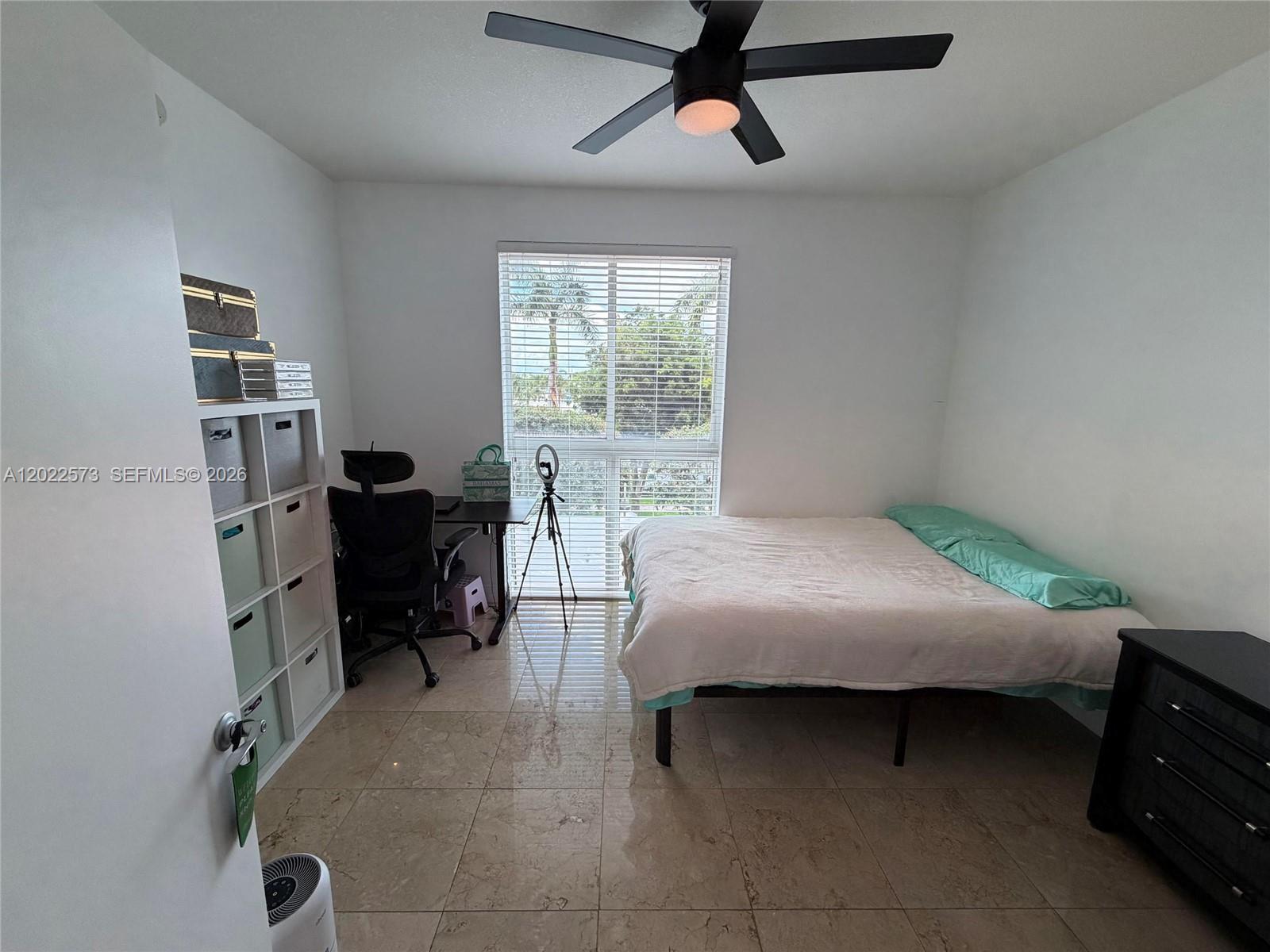 DOWNTOWN DADELAND CONDO N - Residential