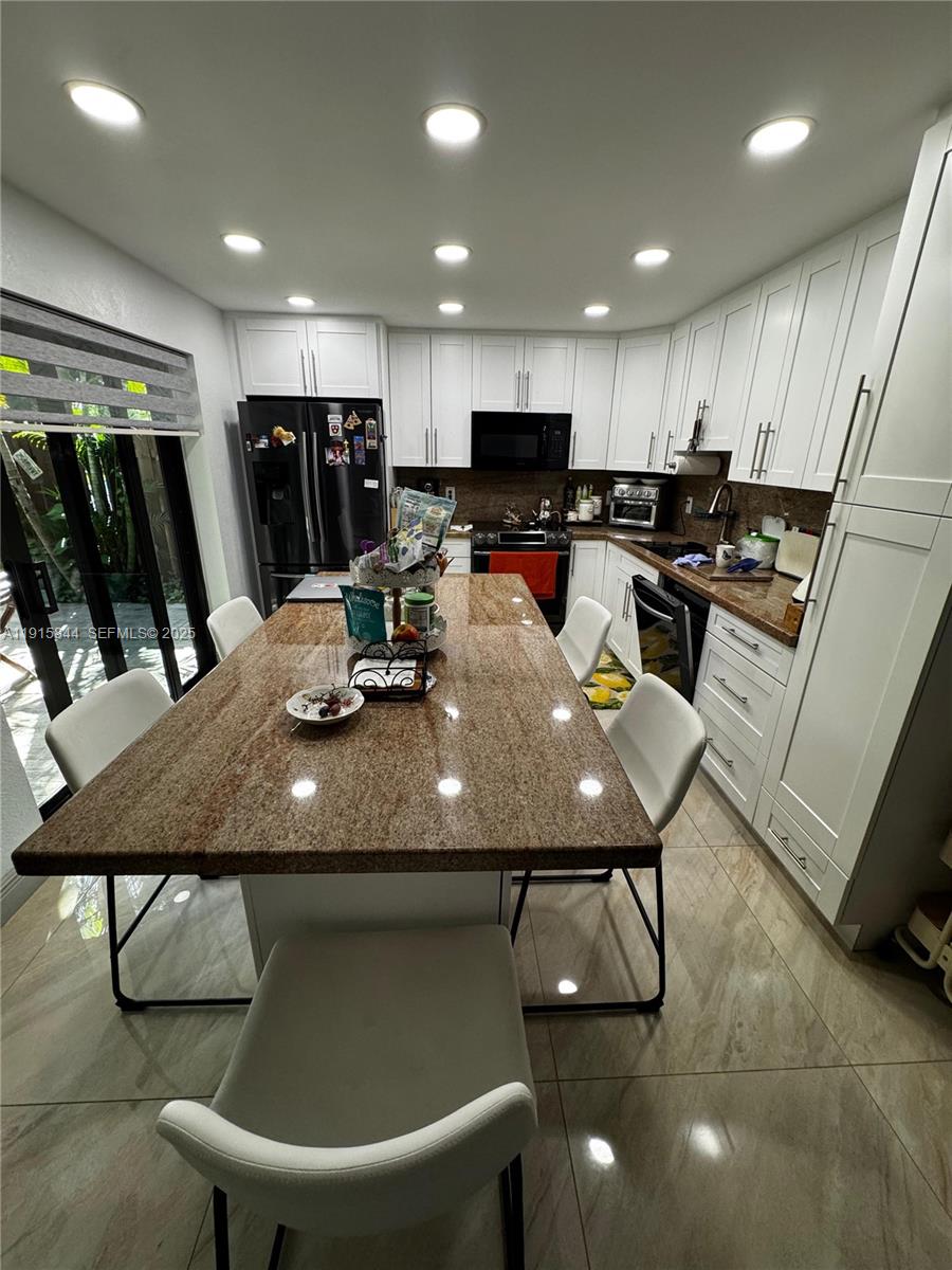 VILLAGE AT BOCA RIO PH-2 - Residential