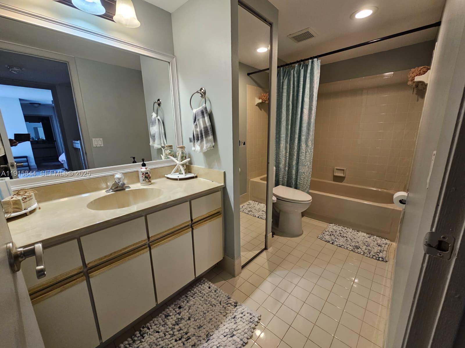 VILLAGE AT BOCA RIO PH-2 - Residential