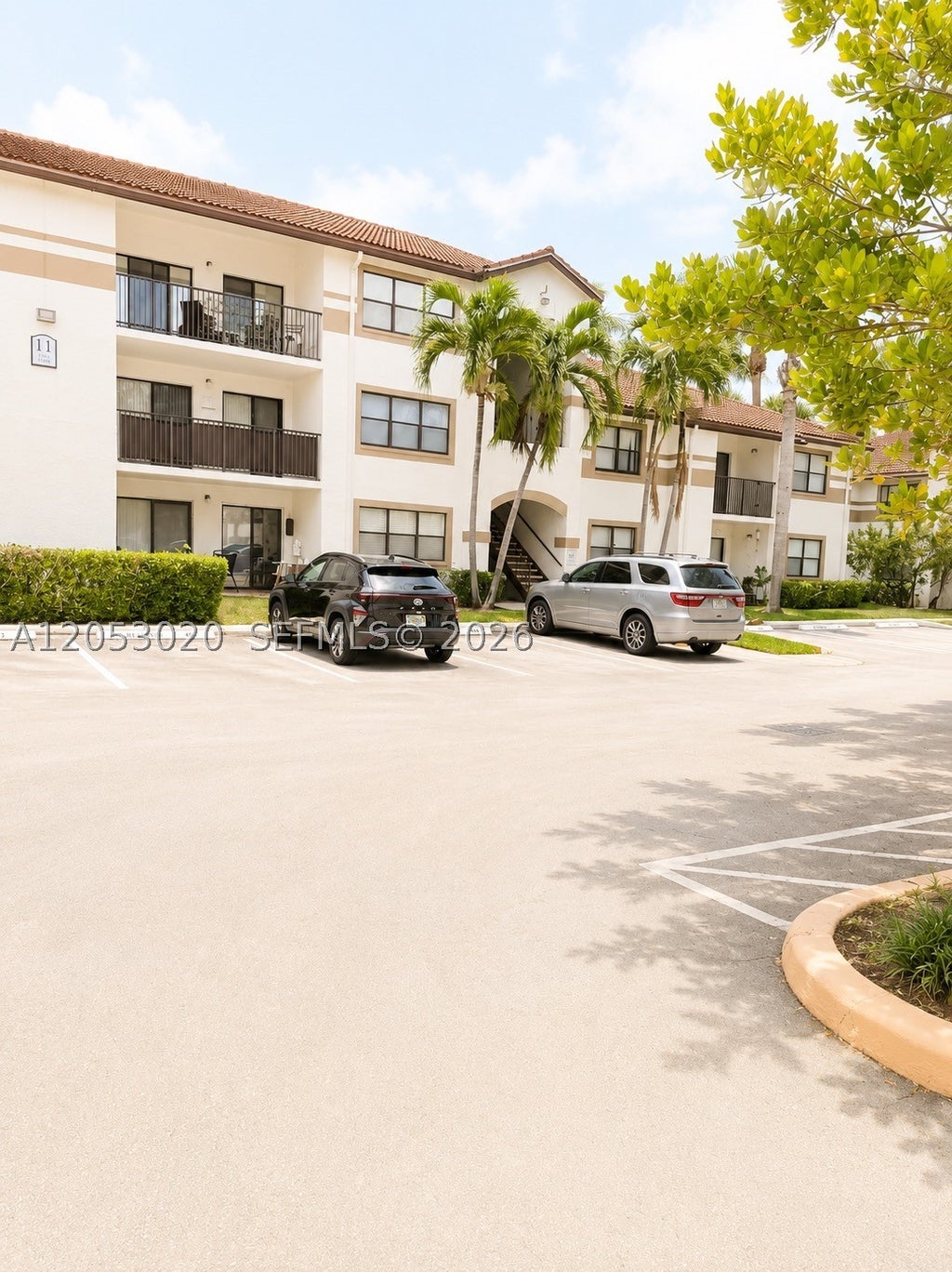Photo of 530 S Park Rd #24-11, Hollywood, FL 33021 (MLS # A12053020)